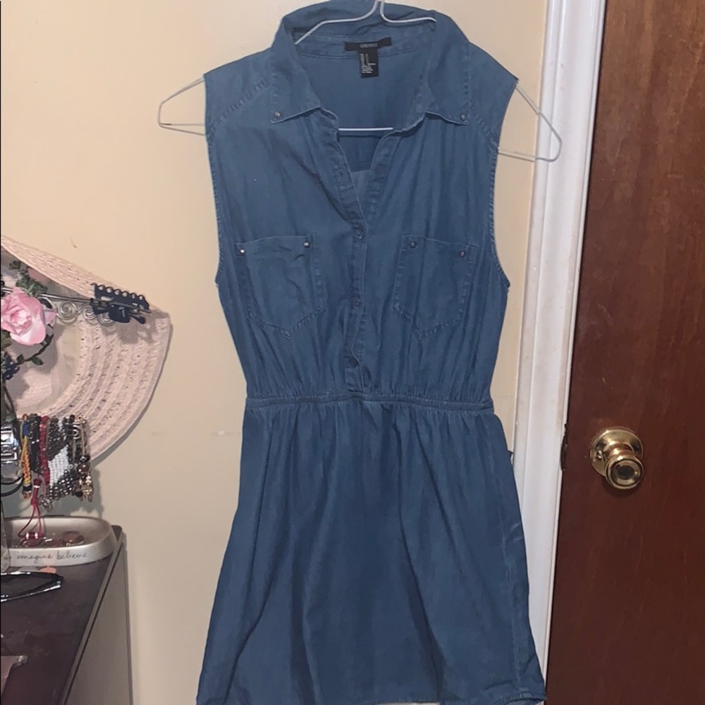 Denim dress! Size small 11$